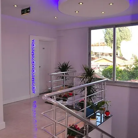 Aura Boutique Sidé