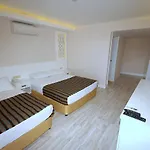 Aura Boutique Hotel 3*
