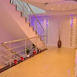 Aura Boutique 3*