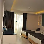 Aura Boutique 3*