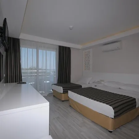 Hotel Aura Boutique 3*