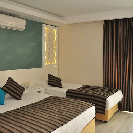 Отель Aura Boutique 3*