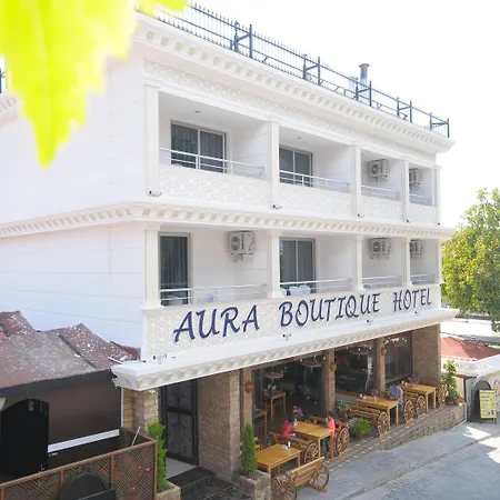 Отель Aura Boutique 3*