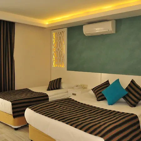 Hotel Aura Boutique 3*