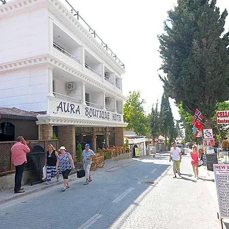 Aura Boutique Hotel 3*