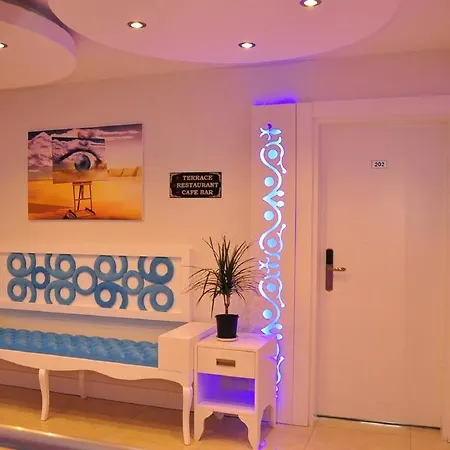 Aura Boutique Сиде