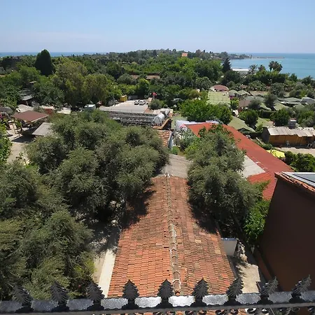 Aura Boutique Отель 3*