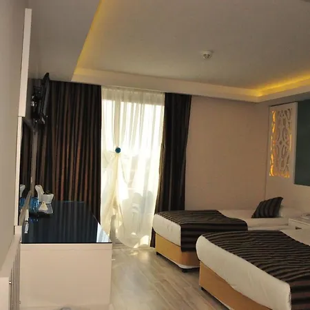 Aura Boutique 3*