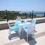 Hotel Aura Boutique 3*