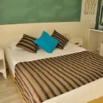 Aura Boutique 3*